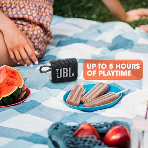 JBL Go 3 - Portable Mini Bluetooth Speaker, big audio and punchy bass, IP67 waterproof and dustproof, 5 hours of playtime, speaker for home, outdoor and travel (Red) - View 5