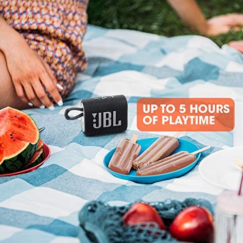 JBL Go 3 - Portable Mini Bluetooth Speaker, big audio and punchy bass, IP67 waterproof and dustproof, 5 hours of playtime, speaker for home, outdoor and travel (Red) - View 8